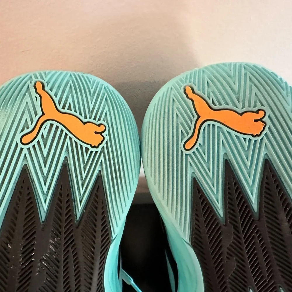 Puma Melo Ball MB.02 Honeycomb Size 7